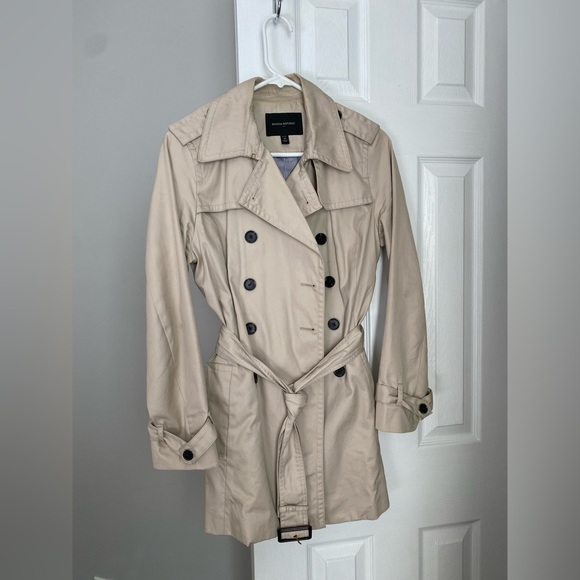 Banana Republic Trench Coat - Picture 1 of 1